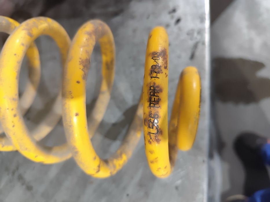 Спортни пружини за Ауди А4 Б7 s-line audi a4 b7 с-лайн