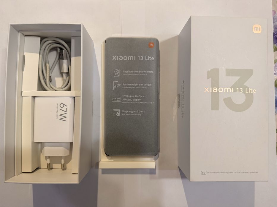 Xiaomi 13 Lite - 8GB / 256GB Pink