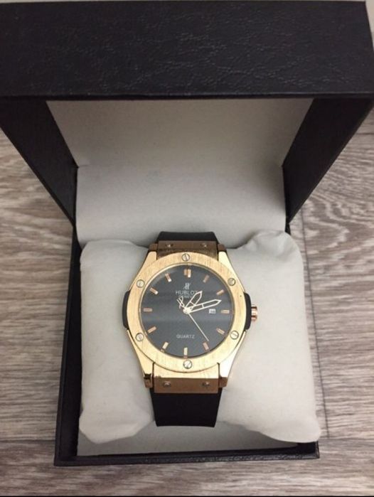 Продам  наручные часы Hublot