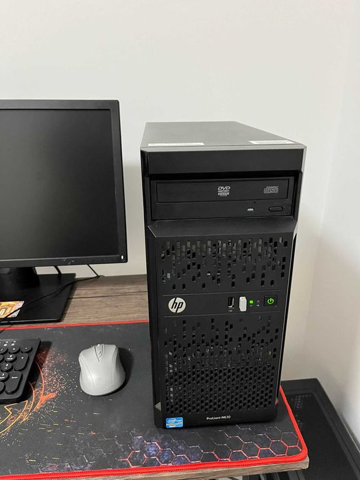 Unitate Server cu Intel Xeon E3-1220v2, Stocare 1Tb, 4Gb Ram Ecc