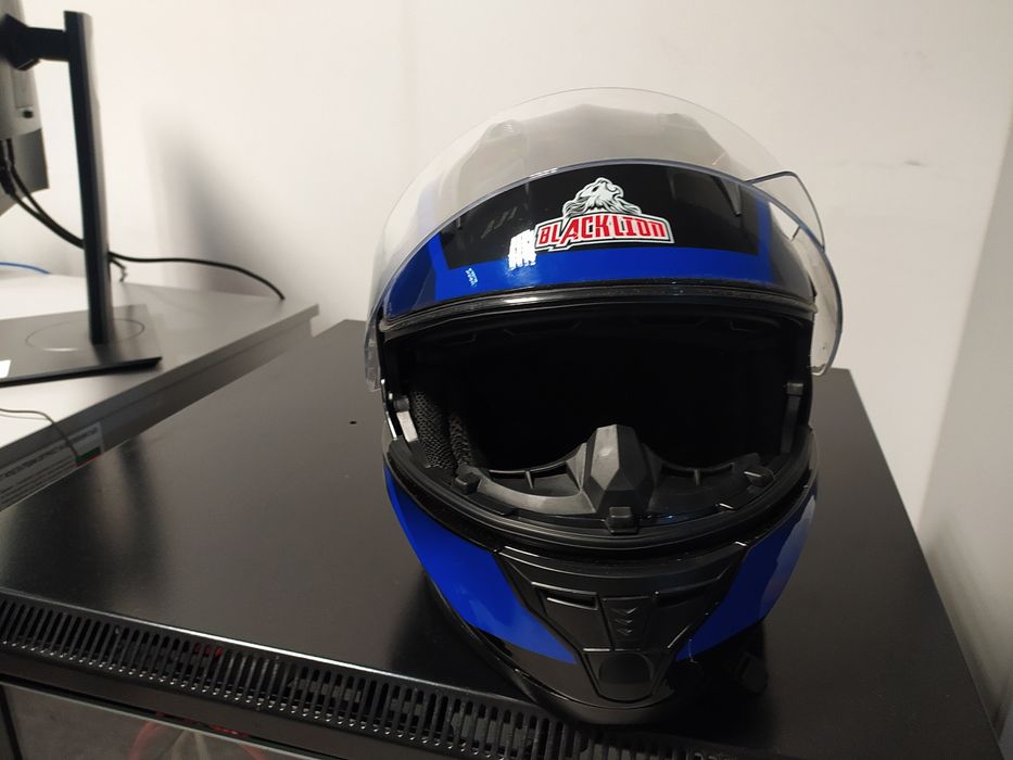 Модуларна каска за мотоциклет