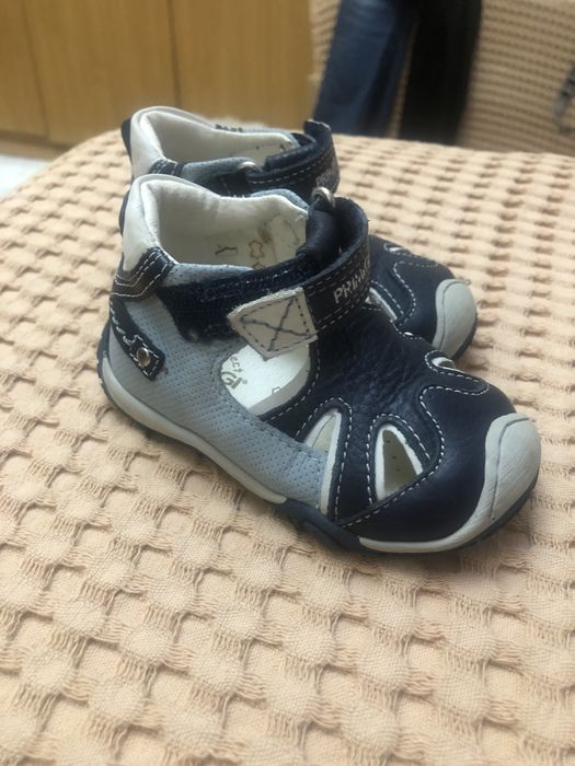 Бебешки обувки номер 20
