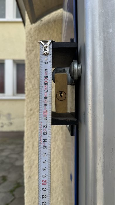 Защитна планка за катинар на кафемашина. (Вендинг автомат)