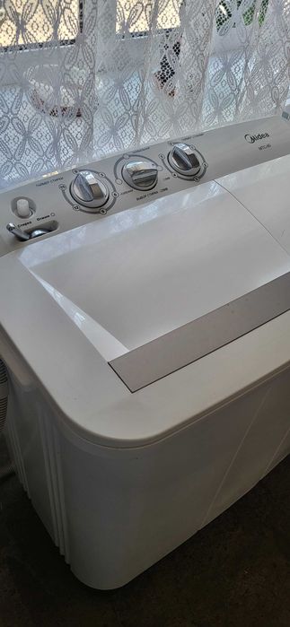 Стиральная машина. Полуавтомат. Midea