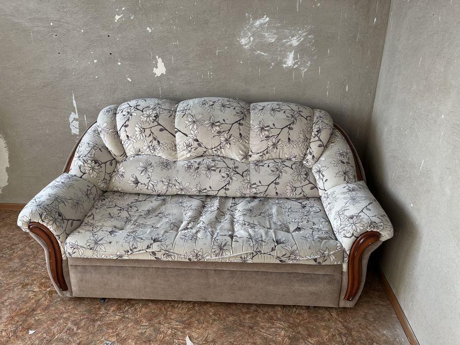 Отдам диван бесплатно