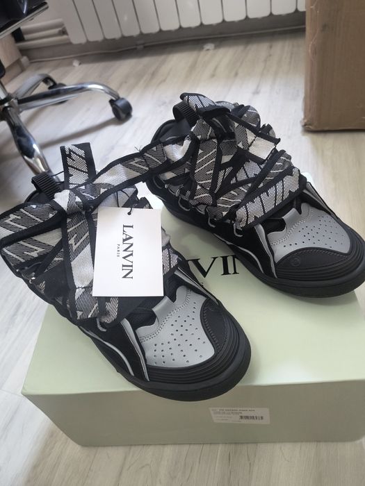 Lanvin curb reflective black 43