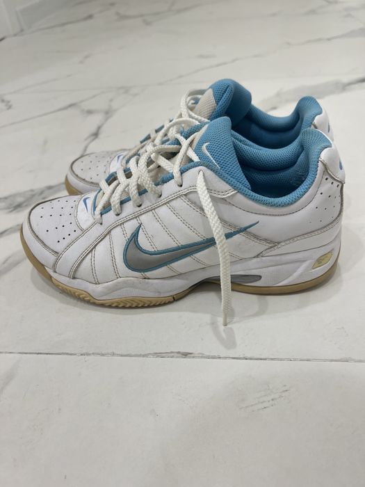 Дамски маратонки Nike