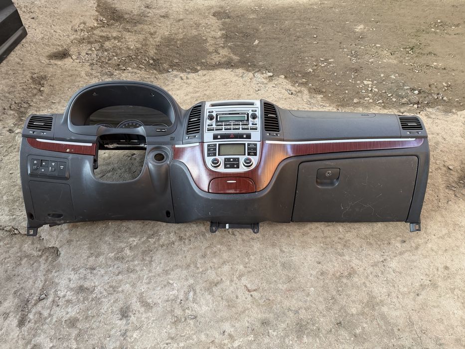 Hyundai Santa Fe 2 Хюндай Санта фе арматурно табло