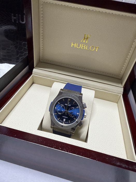 Hublot classic fusion 42 mm, AUTOMATIC- full box