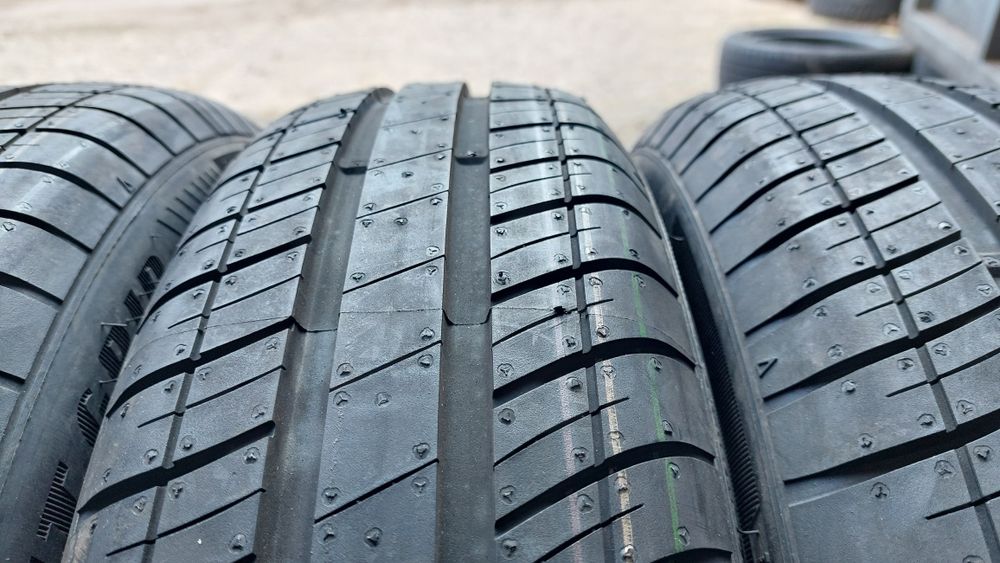 Нови летни гуми 165/65/15 Goodyear 4 броя