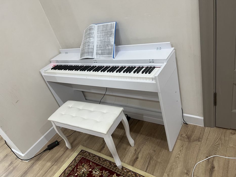 Продам фортепиано GM01