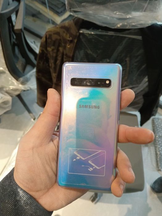 Сотилади продается samsung galaxy s10 5g 512gb