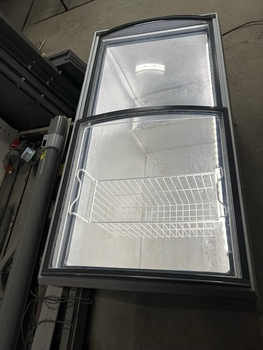 Морозильный ларь 400л