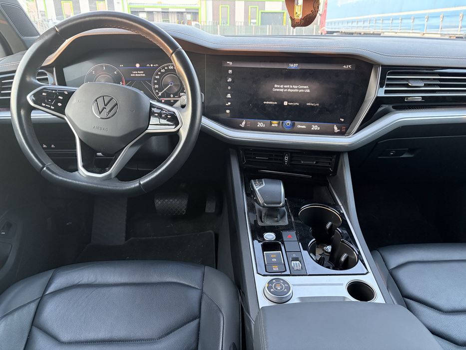 VOLKSWAGEN Touareg 2020 — imagine 4