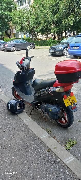 Scuter Jonway...