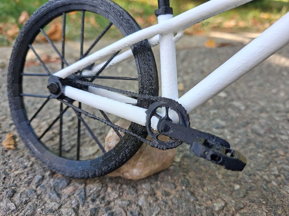 Bicicletă proiectată și printată 3D