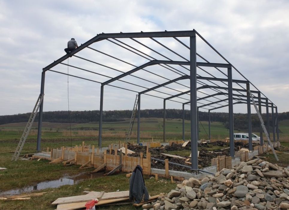 Hale metalice la super pret