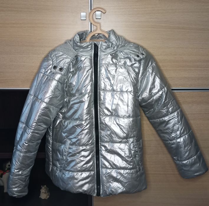 Весенне-осенняя детская куртка