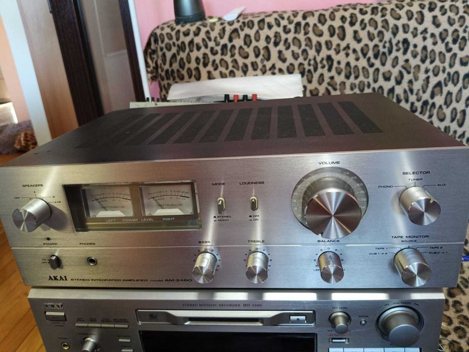 Akai AM-2450 amplificator stereo