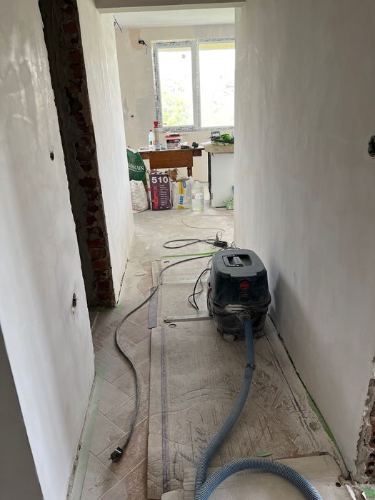 Продава се Тристаен апартамент в Плевен, Идеален център - 92 кв.м за 1544 €/кв.м - Снимка #13