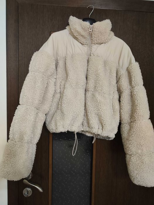 Късо зимно пухено яке