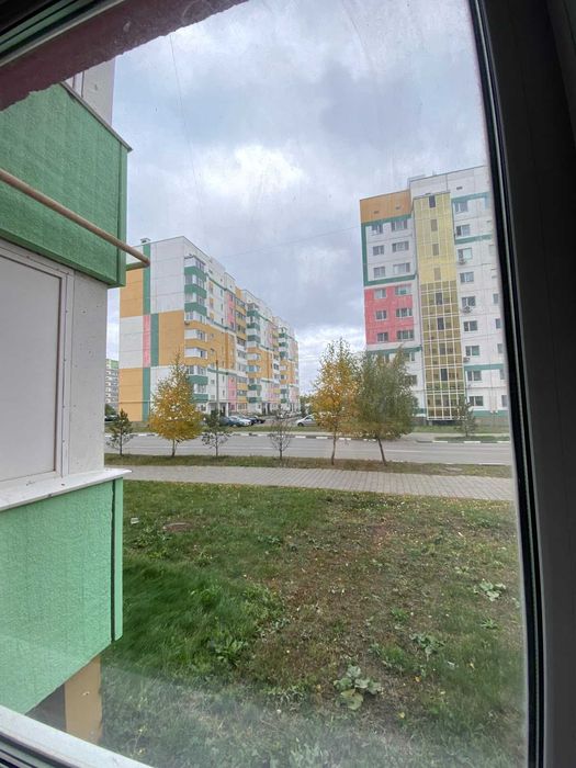 1к. мкр Аэропорт 40кв. 1 эт.9
