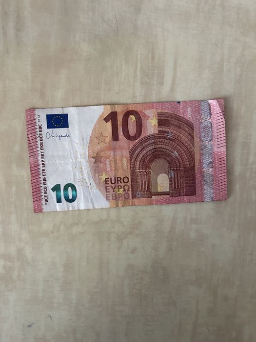 Bancnota 10€ conditii optime