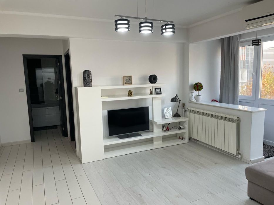 Apartament 2 camere zona centrala mall