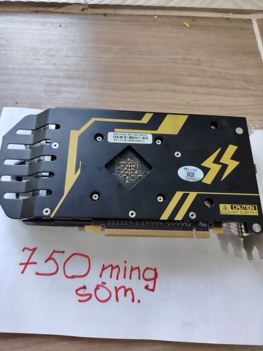 Видеокарта  Arktek Rx 580 8 gigabyte.