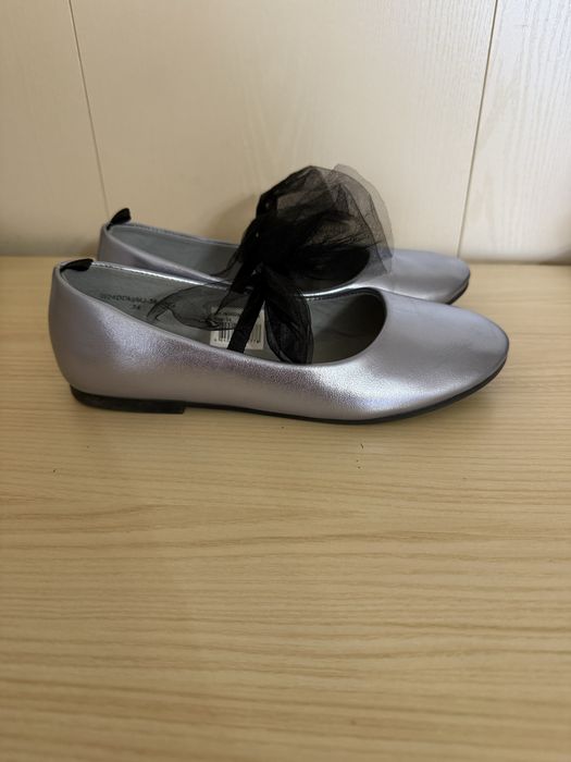 Продам детские туфли 34р