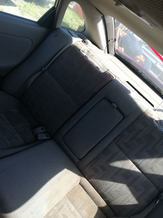 Мазда 626 1.8 газ на части /Mazda 626