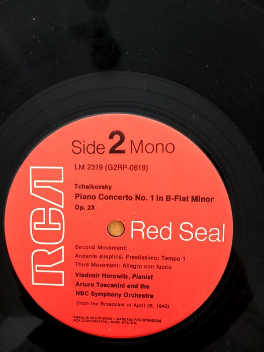 Продавам 5 бр. винилови плочи, класическа музика.