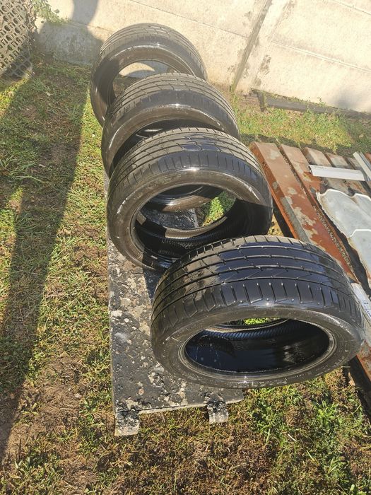 Vând set 4 anvelope de vară Hankook Ventus S1 evo2, 225/50 r17