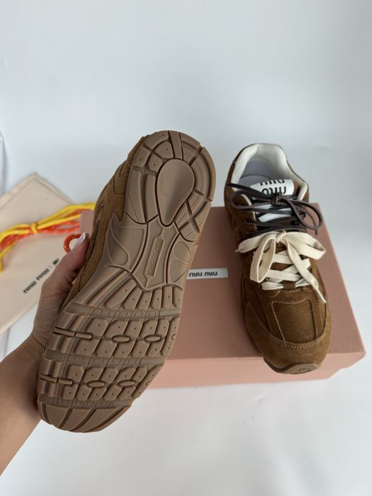 Adidasi miu miu new balance piele intoarsa