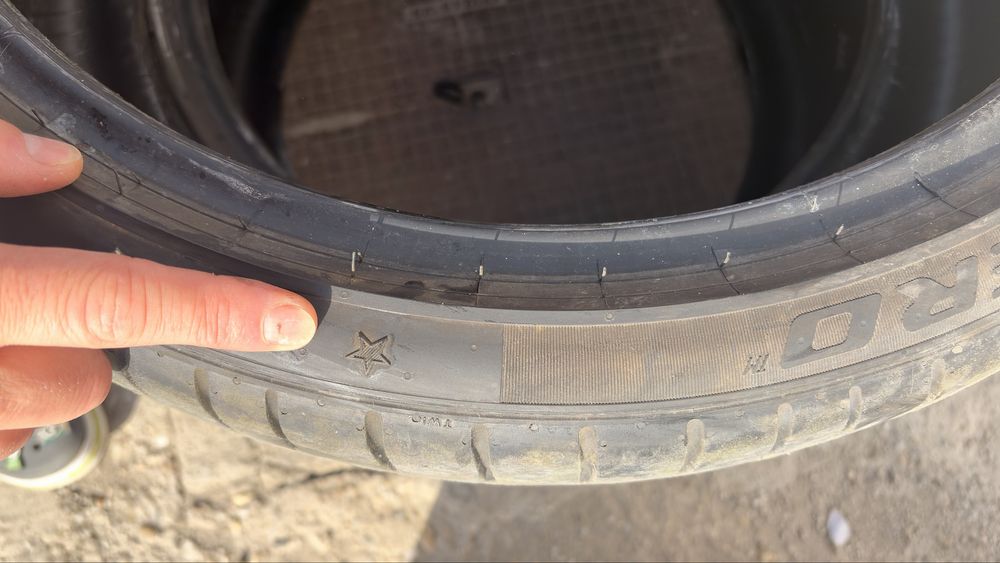 Set 4 anvelope Pirelli BMW M4 Competition cu steluta 285 / 275