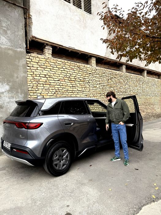 BYD yuan up smart sotiladi