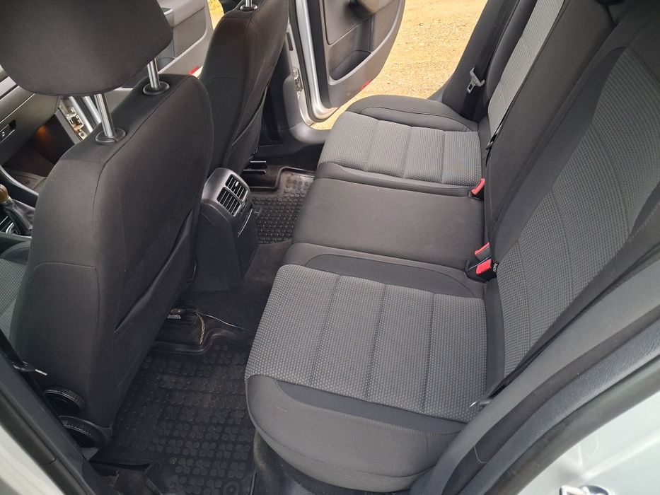 VW Golf 6 Brek 2.0 TDI Leduri