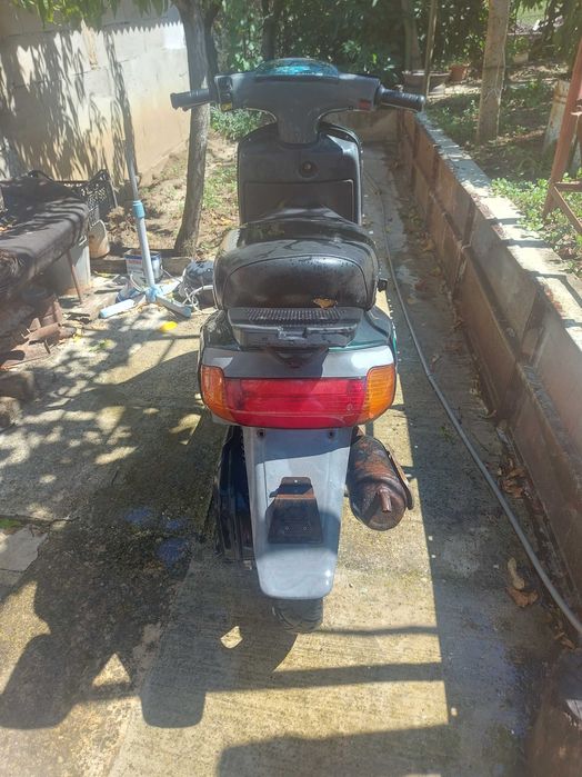 Скутер Piaggio zip 50cc