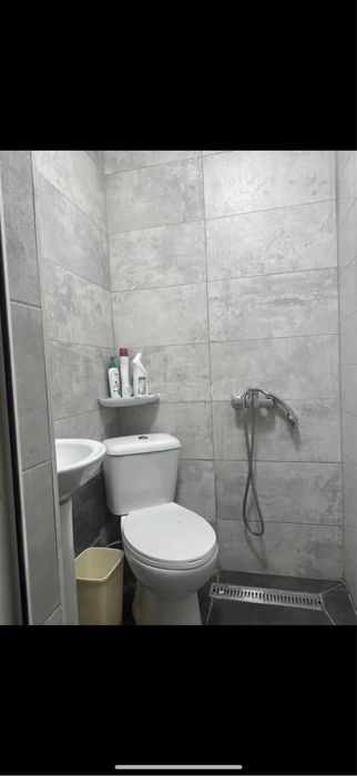 Продам квартиру возле АДК