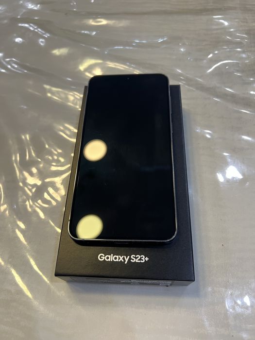 Samsung S23 + 256gb