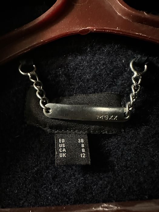 Продам шерстяное пальто Mexx (58% шерсти)