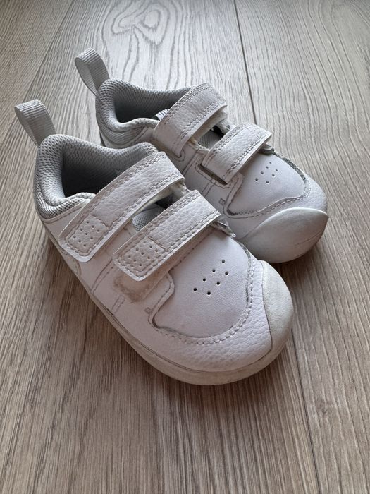 Nike piele marimea 22
