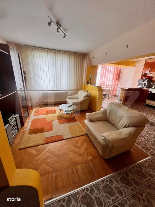 Apartament 4 camere decomandat-zona Libertatii