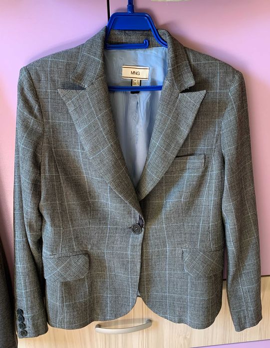 Голямо намаление на Дамски дрехи M-L, XL, всяко е с цена