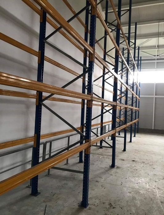 Rafturi metalice industriale