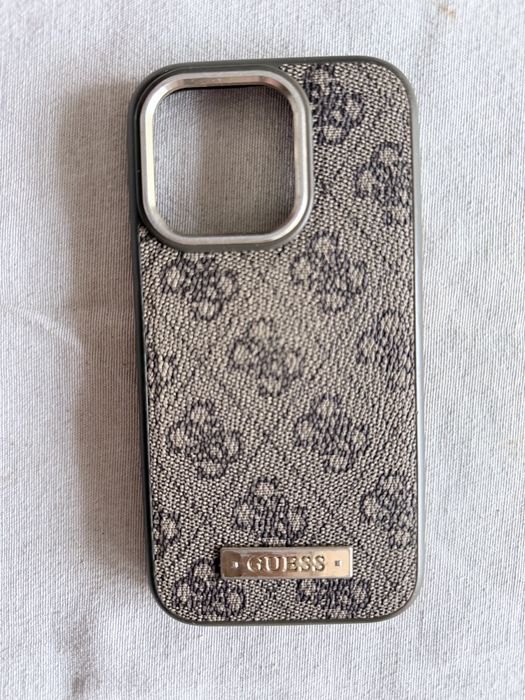 Кейс Guess iphone 14 PRO