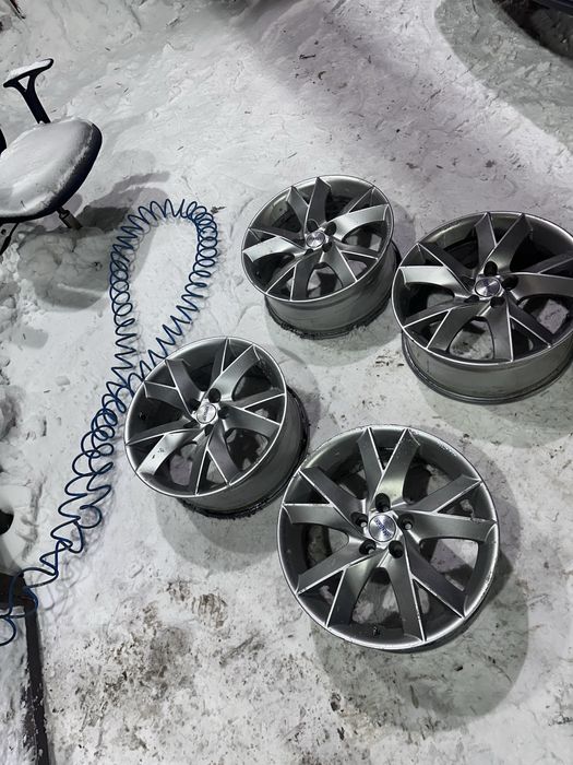 продам диск Р18 5*112