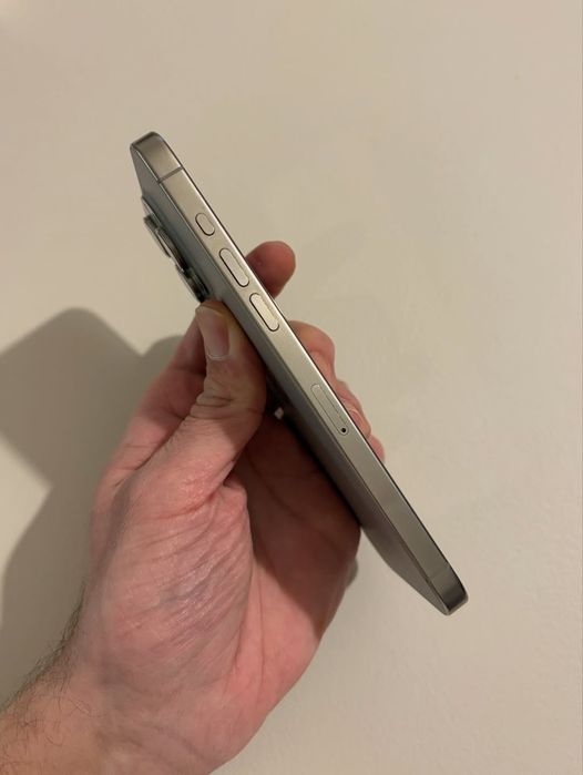 iPhone 15 Pro Max Natural