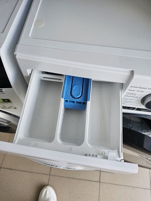 Пералня SIEMENS iQ700