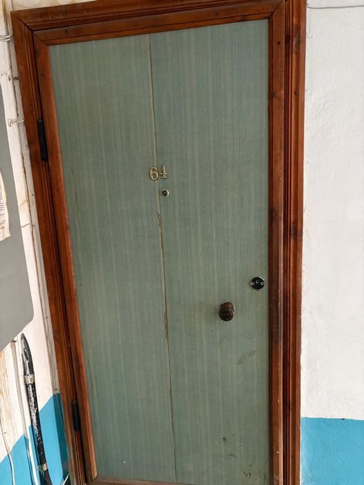 Дверь железная продам